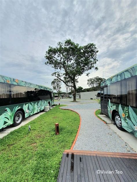 We went for a staycation in a bus! Here's what it's like at Singapore's.
